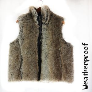 Weatherproof faux fur vest Large